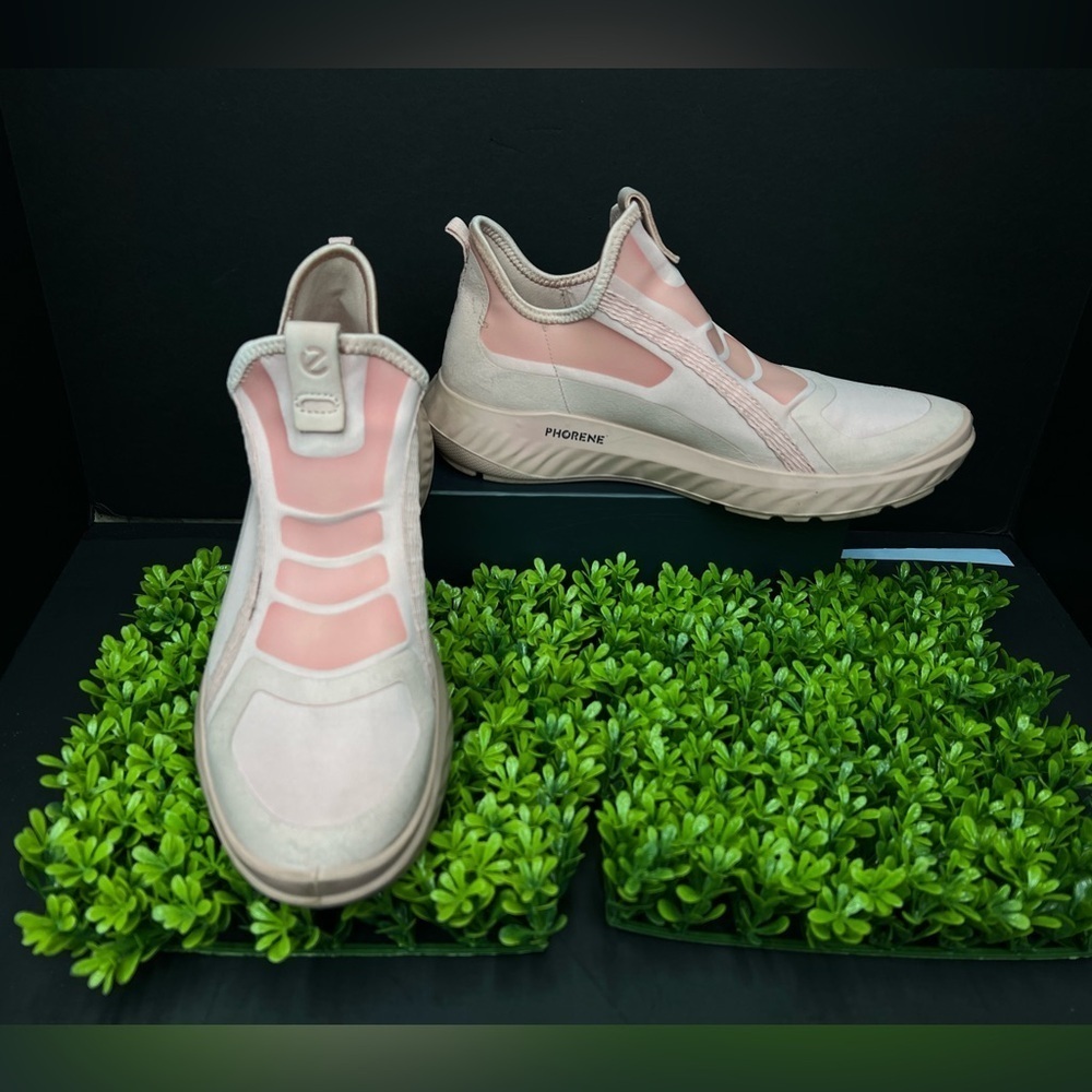 ECCO Phorene ALPHA Slip-on
Sneaker Shoes Pink Womens size 39 US
size 8/8.5 - Picture 4 of 8